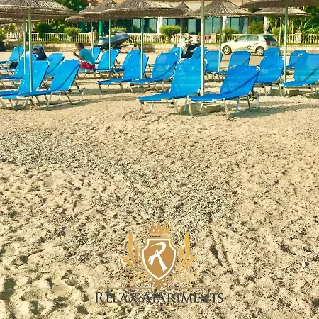Paradise Palm Beach In *