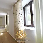 Luna * Saranda